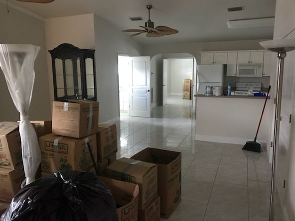 8402 N Hwy 301, Tampa, FL 33637